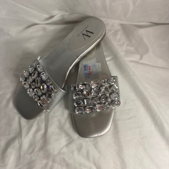Worthington Silver Rhinestone Sandals, Size 8 - Picture 2 of 3